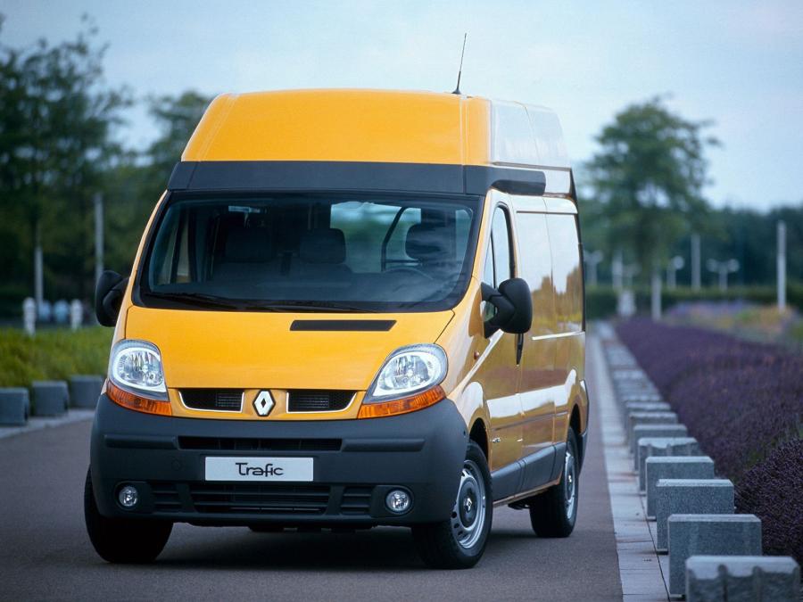Renault Trafic LWB High Roof Van '2001